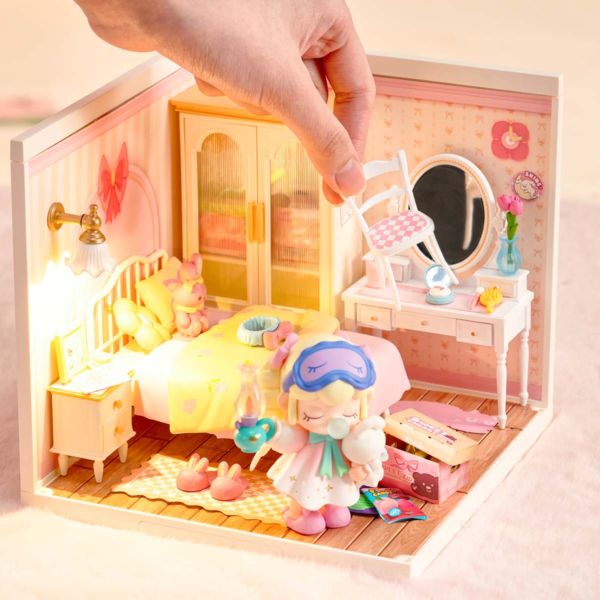 Rolife Lovely Pink Bedroom DIY Miniature House DW016 | Robotime