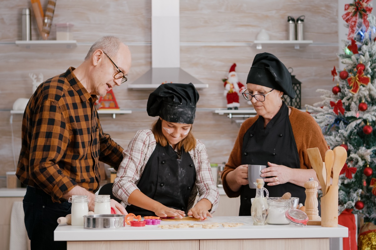 festive family diy day for christmas