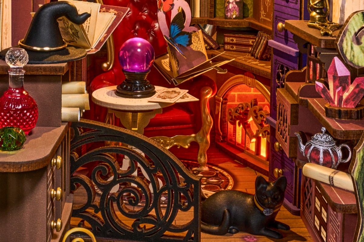 hidden surprise of magic fantasy corner book nook kit