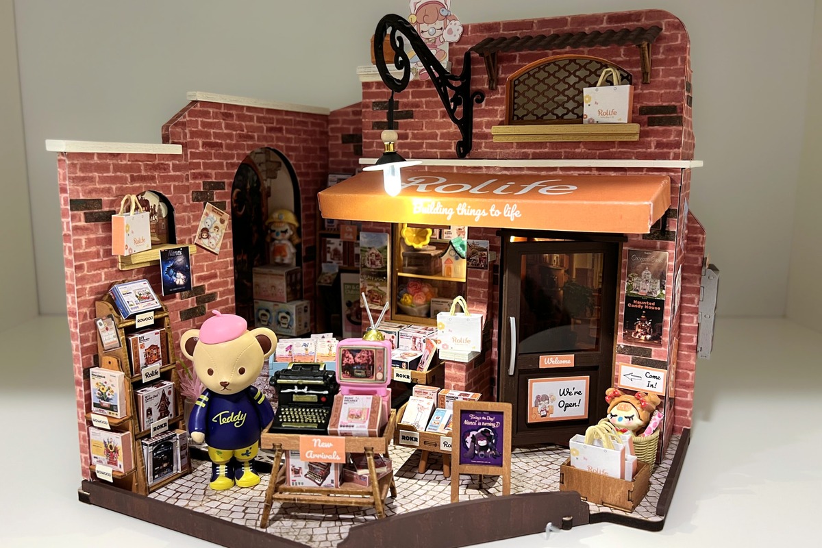 Full view of the fan-made Rolife miniature store created by Rolife Community maker JDisaduck