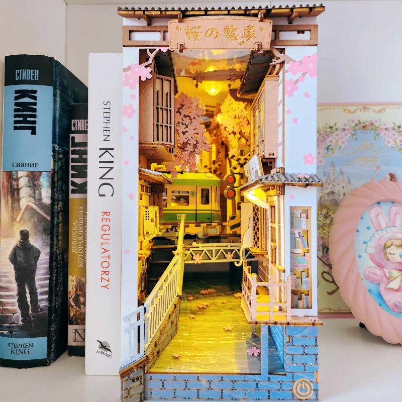 rolife sakura densya book nook front view