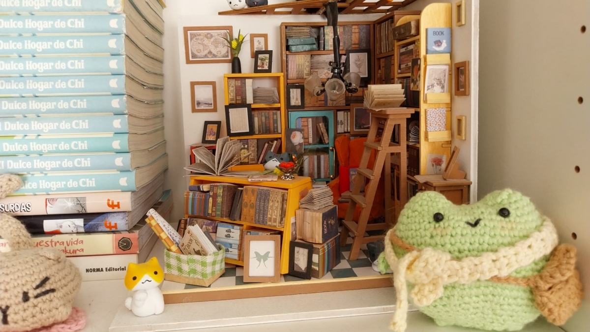 sams study miniature dollhouse with lovely crochet pieces