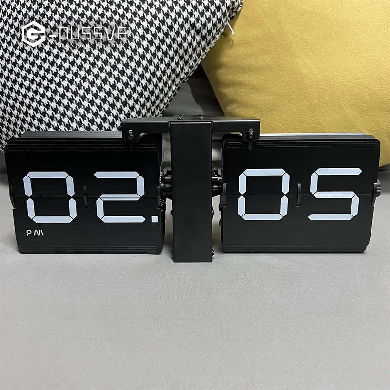 G-OUSSVE｜Automatic Page Flipping Mechanical Clock Balance Calendar European Creative Gateway Internet Celebrity Desktop Decoration
