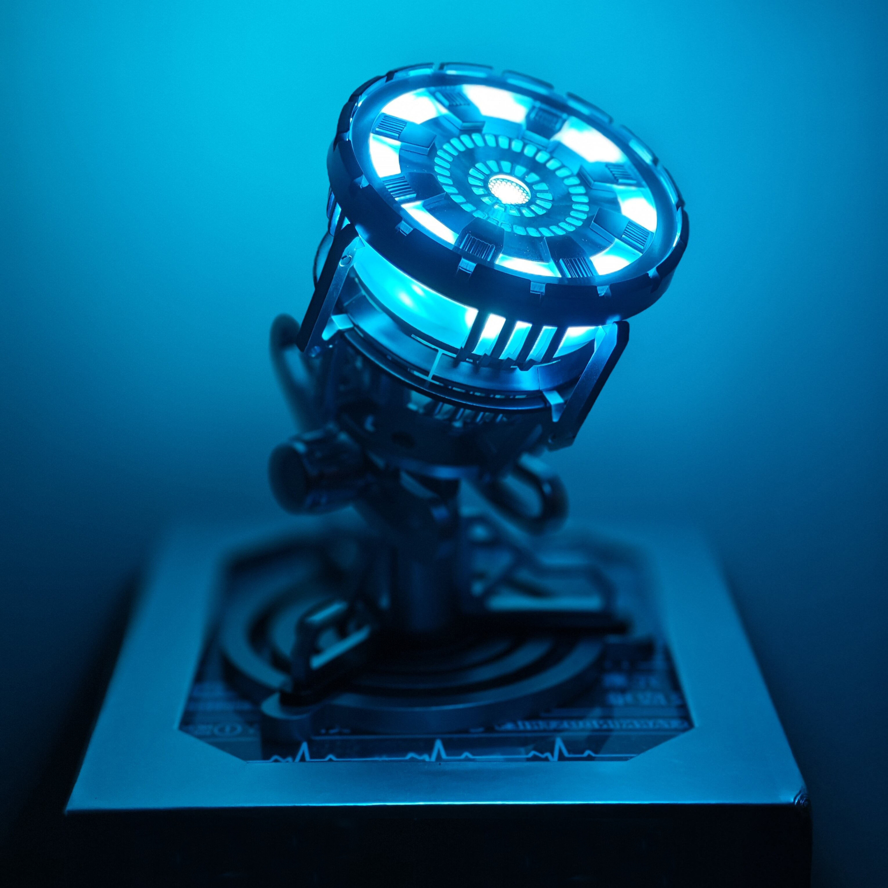 G-OUSSVE Iron Man MK1 Tony chest light 3rd generation Ark Reactor Mark 5 movie props hand-made anime model