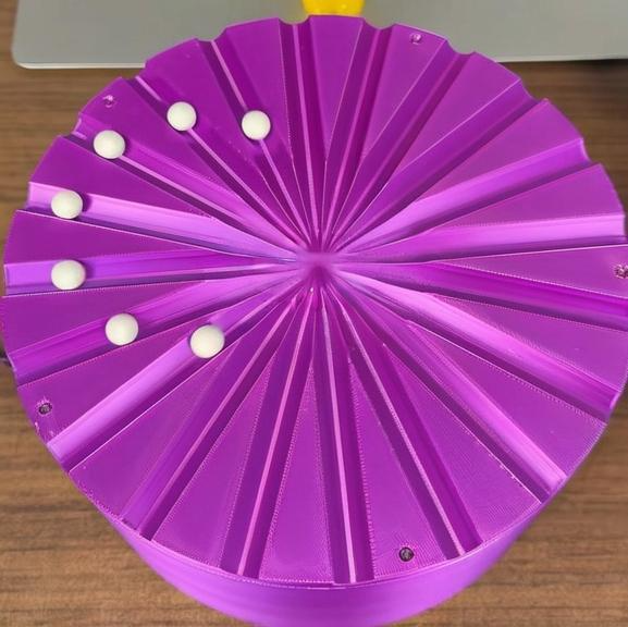 G-OUSSVE | Pinball Elevator Desk Toy with 20pcs White Beads – Rotating Marble Kinetic Sculpture, Relaxing Office Desktop Decor