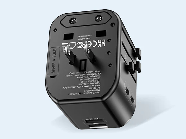 G-OUSSVE | Universal   Travel   Adapter   with   USB-C   &   USB   Ports