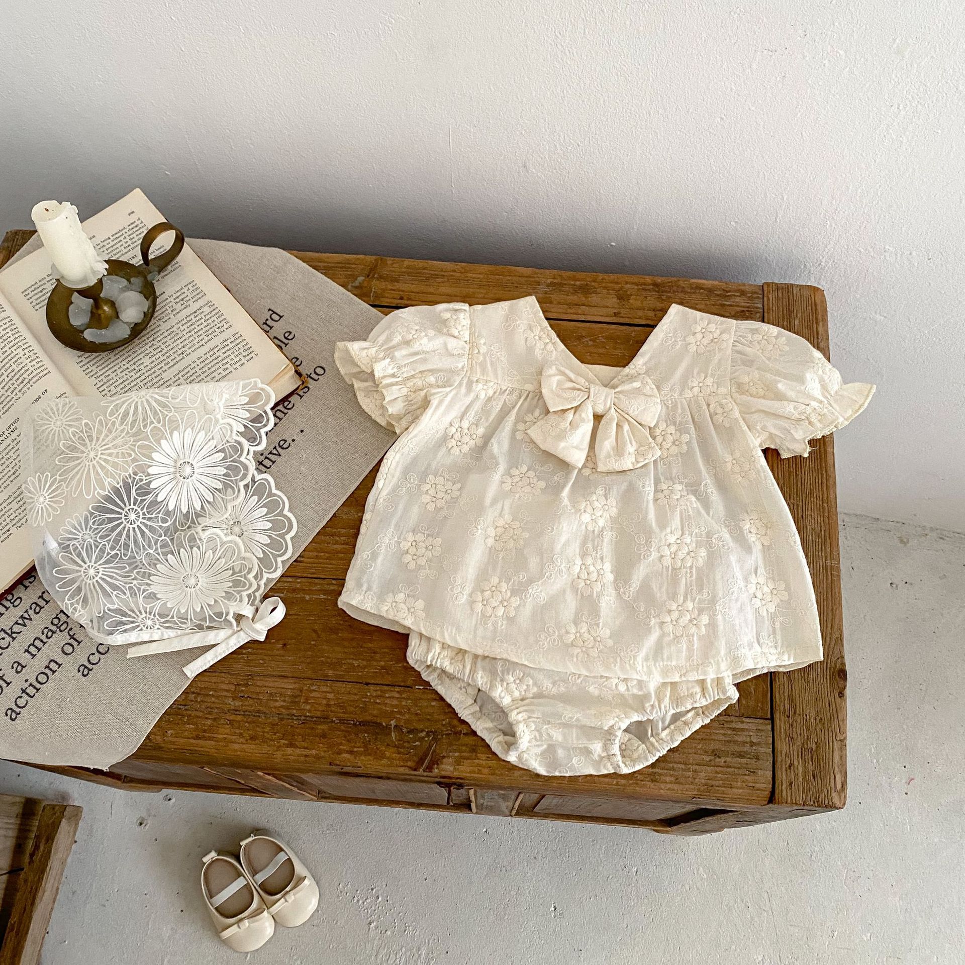 Baby Solid Floral Set