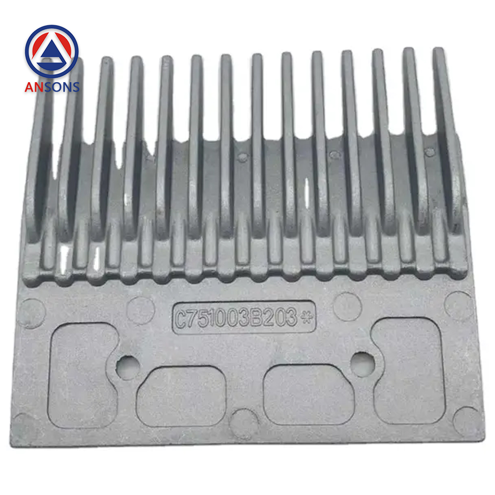 Mitsubishi Escalator Comb Plate C751001B202 127*123*64 mm 14T Ansons Escalator Spare Parts