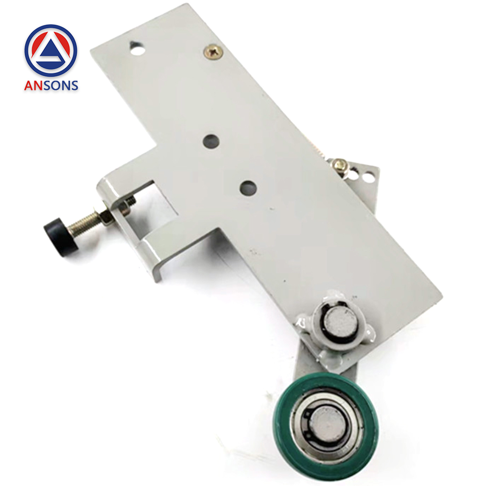 FUJITEC Elevator Car Door Self Closing Device Door Closing Force Limiter Clamping Roller Wheel Ansons Lift Spare Parts
