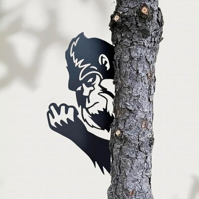 Hilarious Peeping Animal Metal Cutout