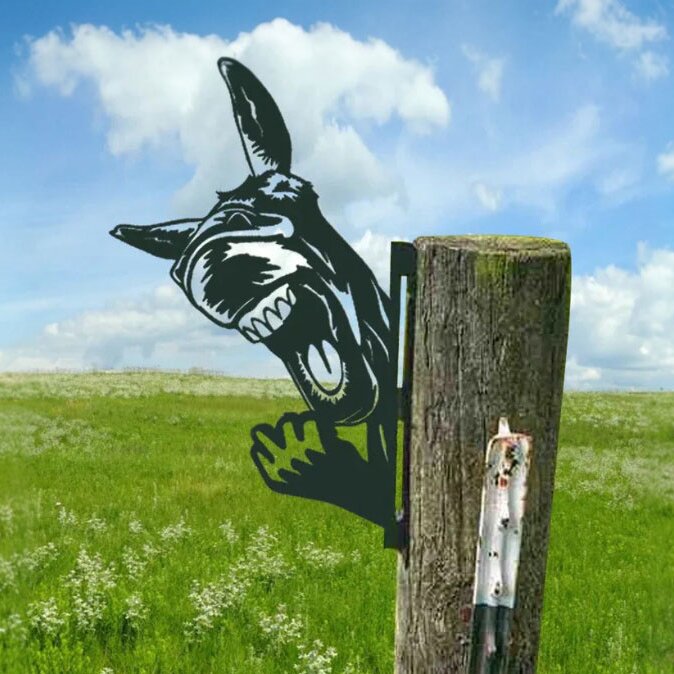 Hilarious Peeping Animal Metal Cutout