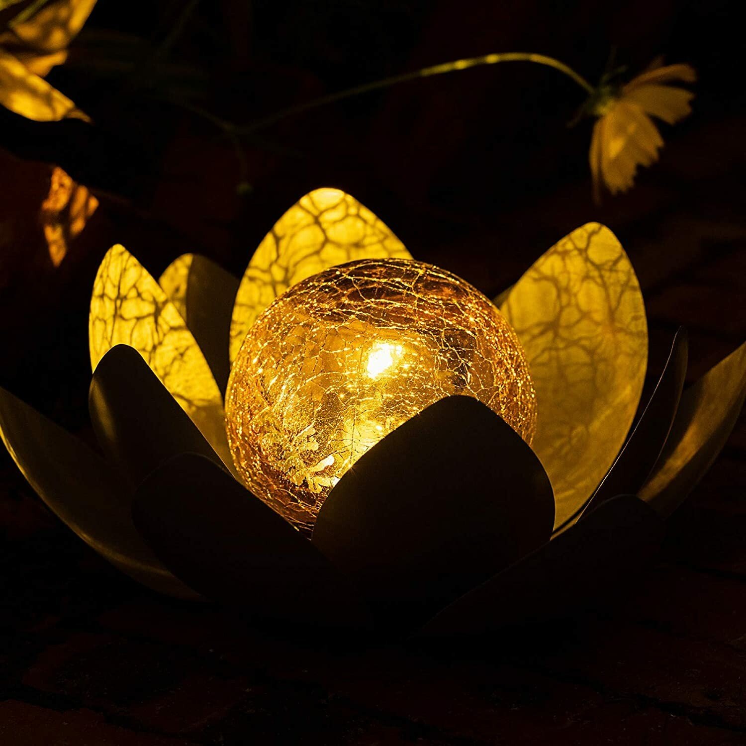 Waterproof Metal Flower Solar Light