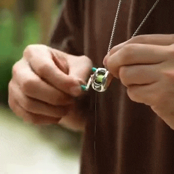 🎣 Baitcaster Reel Necklace & Ring – For the True Fishing Enthusiast!
