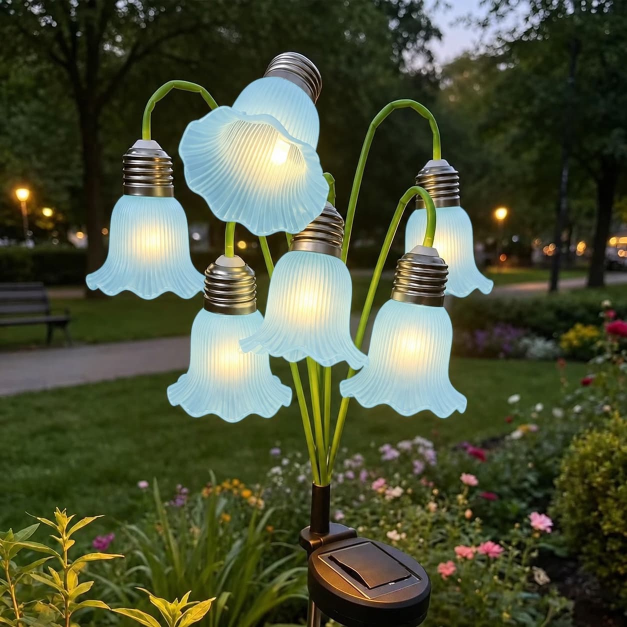 🌸Solar Lily Bloom Garden Light