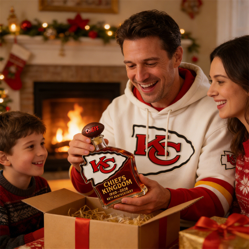 🏈Kansas City Chiefs 66TH ANNIVERSARY WHISKEY DECANTER