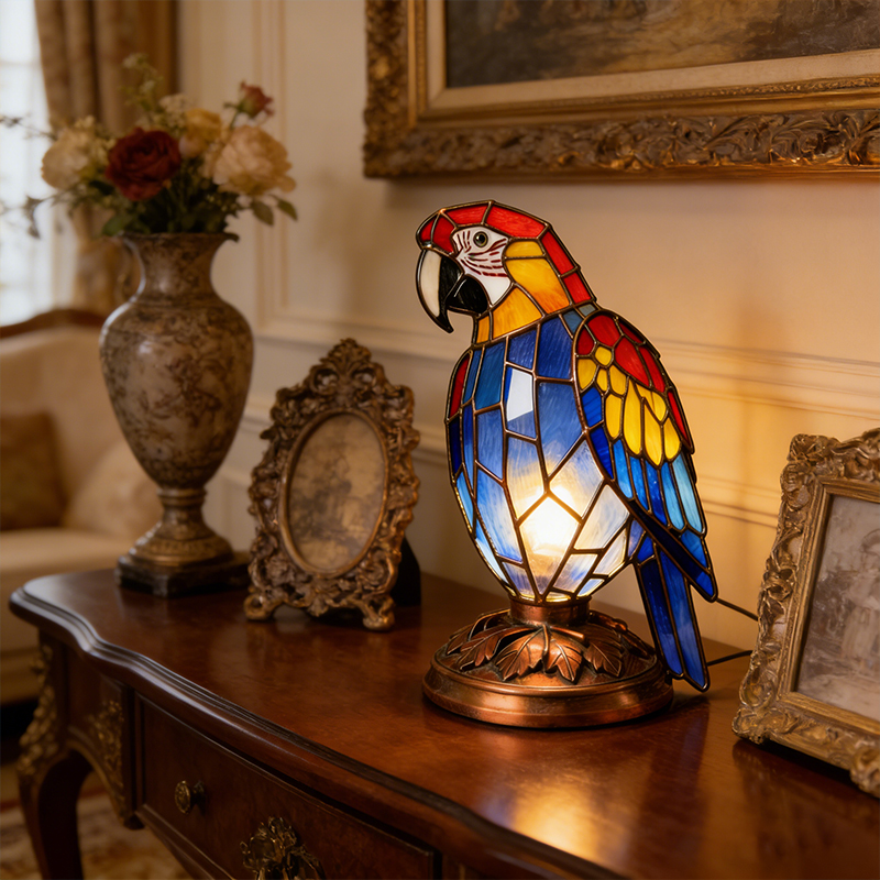 🦜✨ European-Style Parrot Resin Night Light (USB Warm Glow) ✨🦜