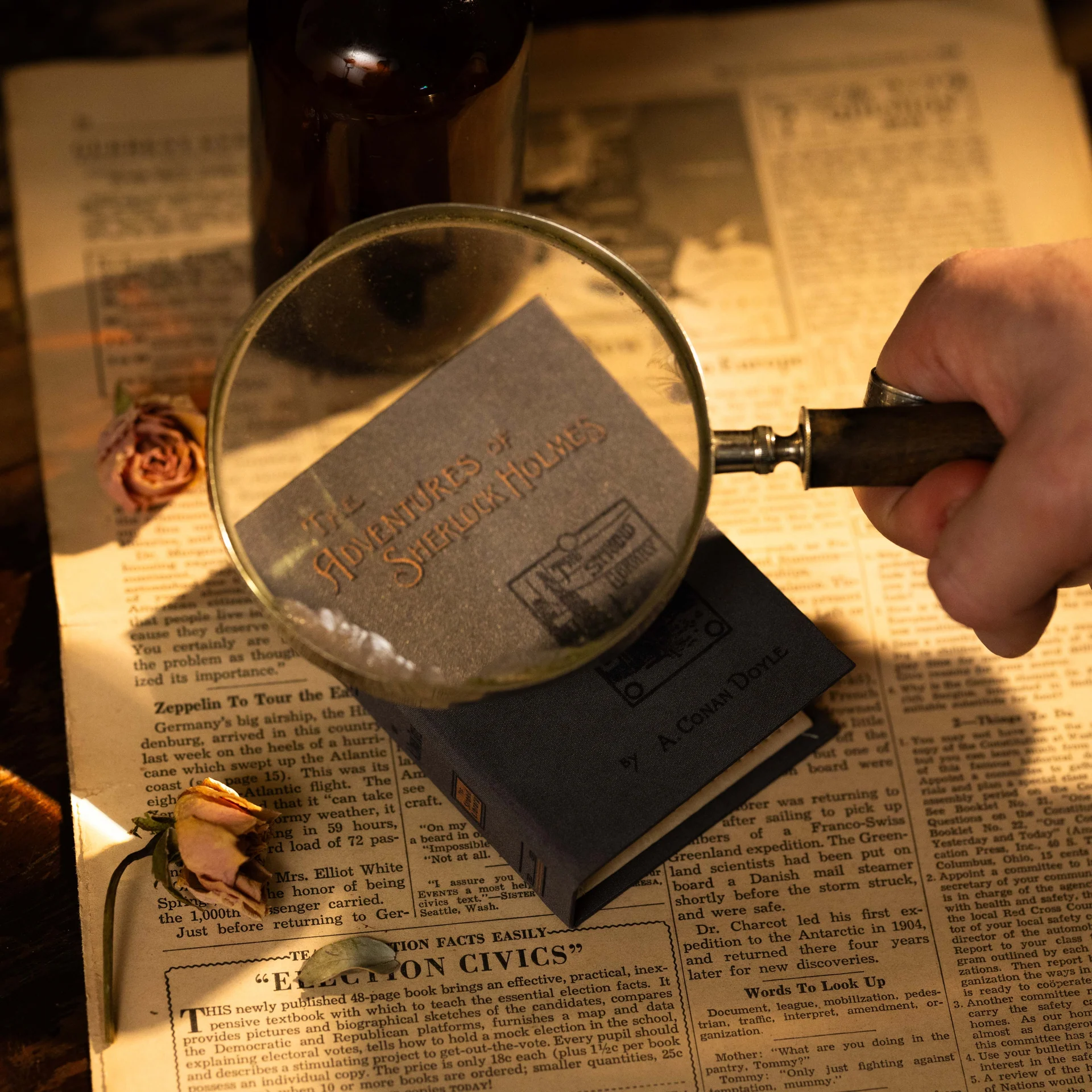 THE WORLDS FIRST BOOK WALLET