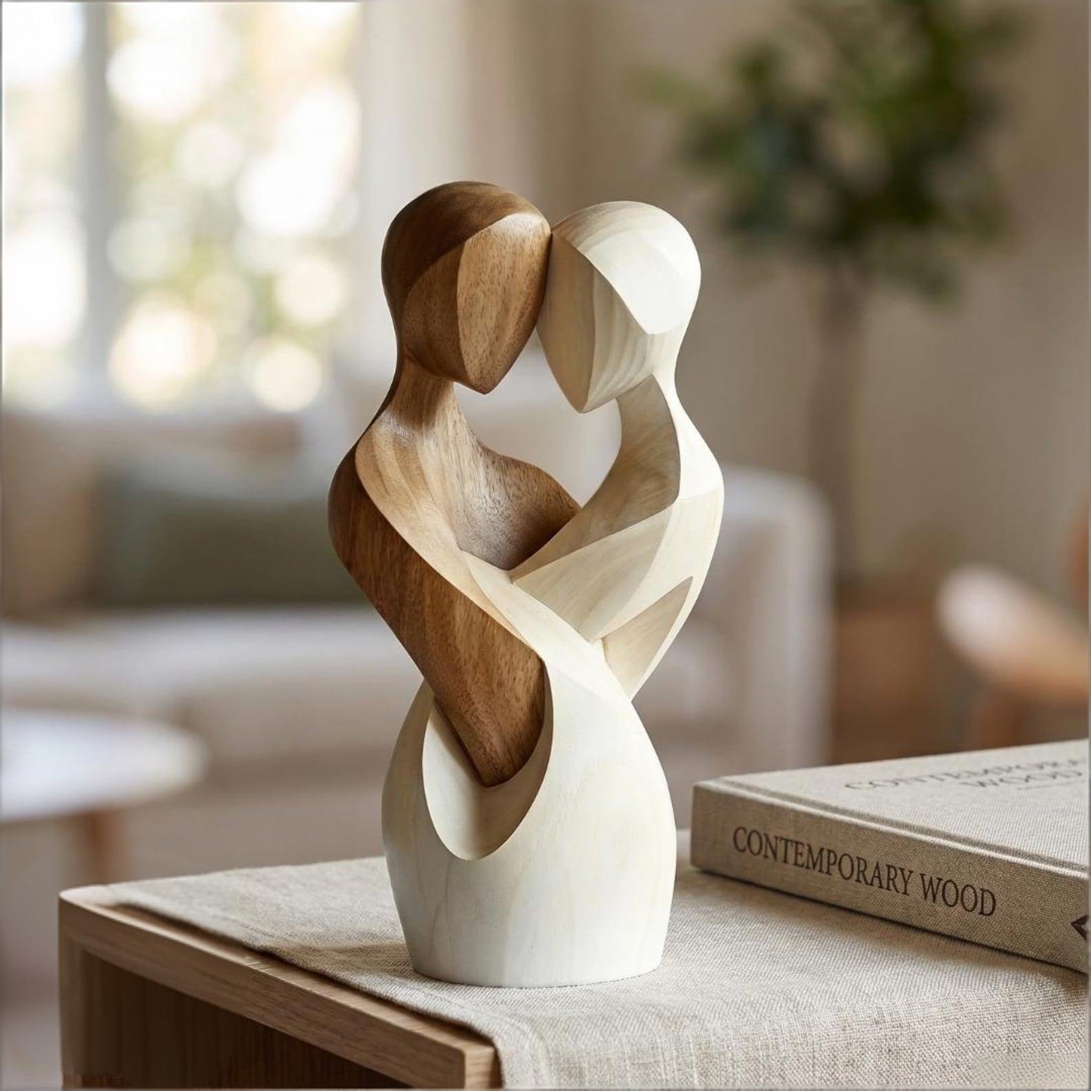 ❤Wooden “Embrace” Sculpture Ornament