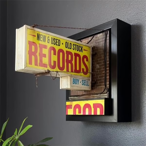 🔥💽Record Store Retro Wall Light - Record Collector Gift✨