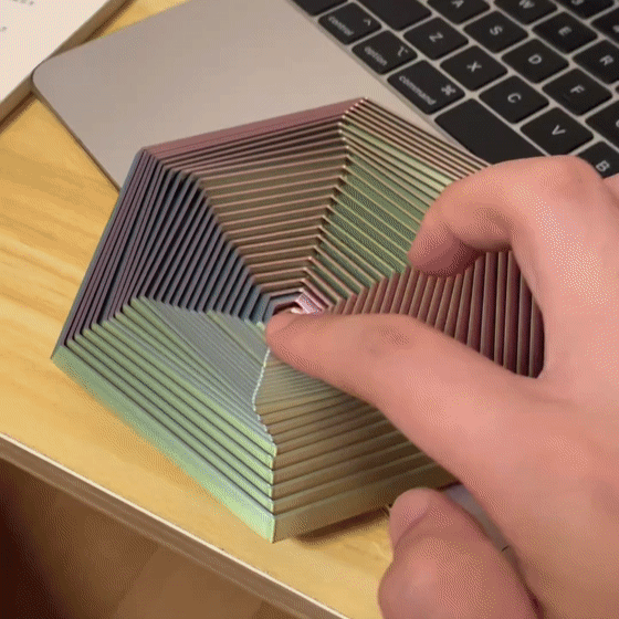 ✨2024 Fractal Fidget Hexagon Fingertip Decompression Toy