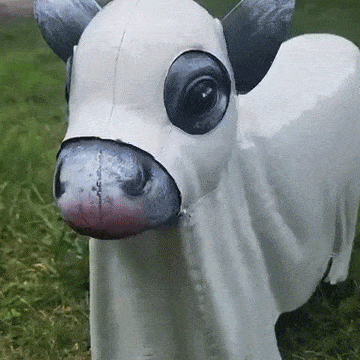 🐄Spooky Ghost Cow Statue
