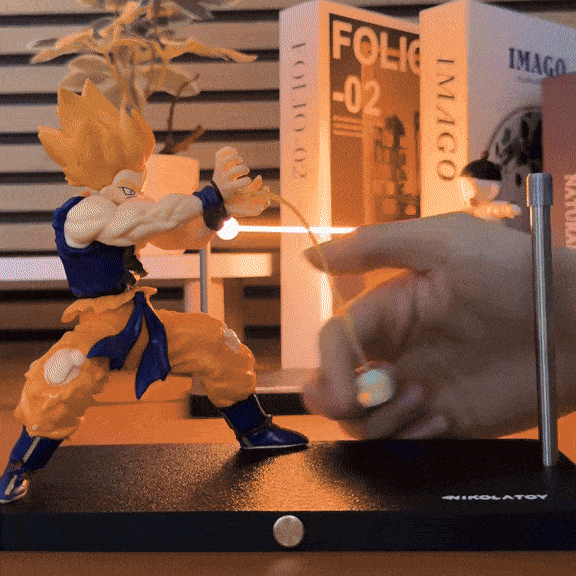 🎁 Goku Night Lamp