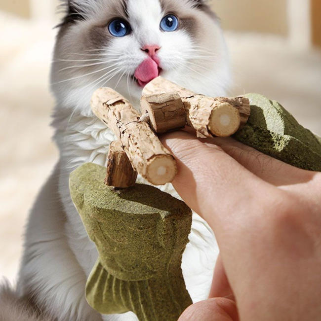 🦷🐱Natural Silvervine Dental Chew Toy for Cats-Let Your Cat Brush Their Own Teeth!