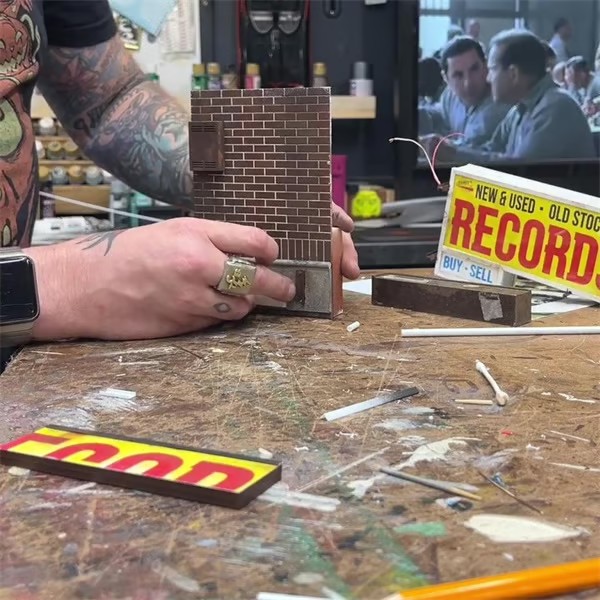 🔥💽Record Store Retro Wall Light - Record Collector Gift✨