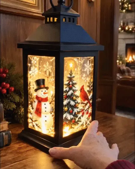 Interchangeable Crystal Lantern – Light-Up Holiday Décor