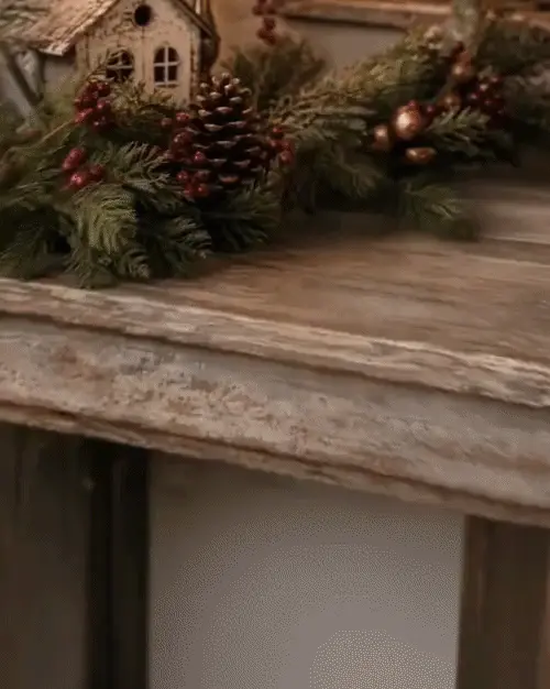 🐾 Vintage Christmas Dachshund Shelf Sitter 🎄 Rustic Farmhouse Holiday Dog Figurine