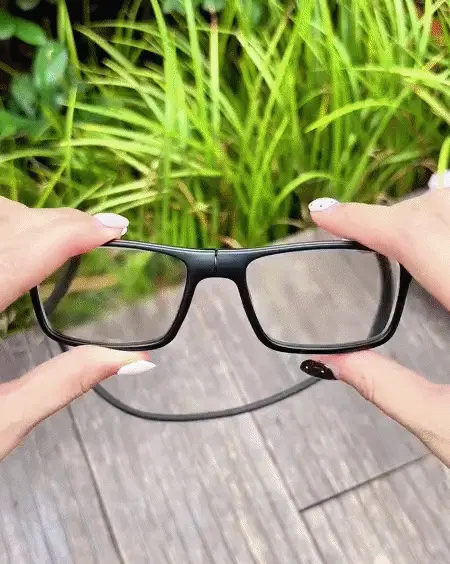 👓 Magnetic Folding Reading Glasses – Lightweight Pocket-Size Readers That Are Always Ready