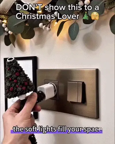 🎄 Plug-In Christmas Tree Projection Night Light – Instant Holiday Room Decor