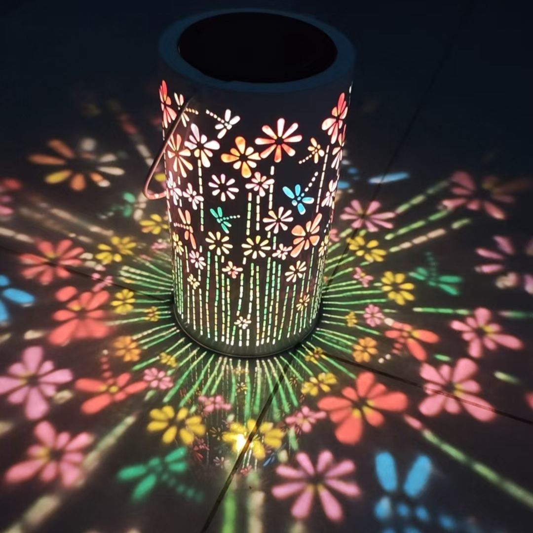 Solar-Powered Garden Light Bucket – Colorful Flower Projection for Outdoor Ambiance