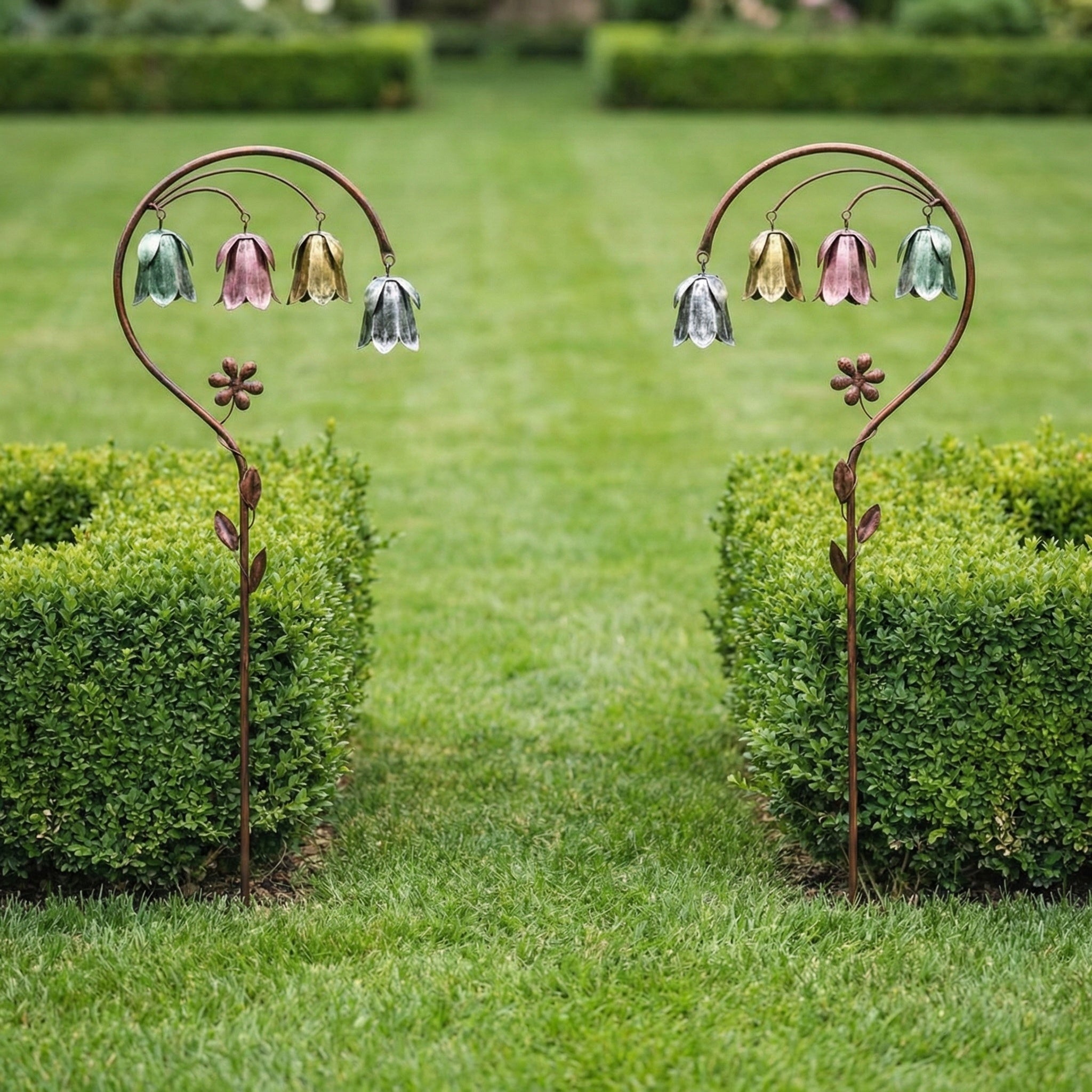 🌸 4-Color Metal Lily of the Valley Garden Stake | Rustic Floral Sculpture