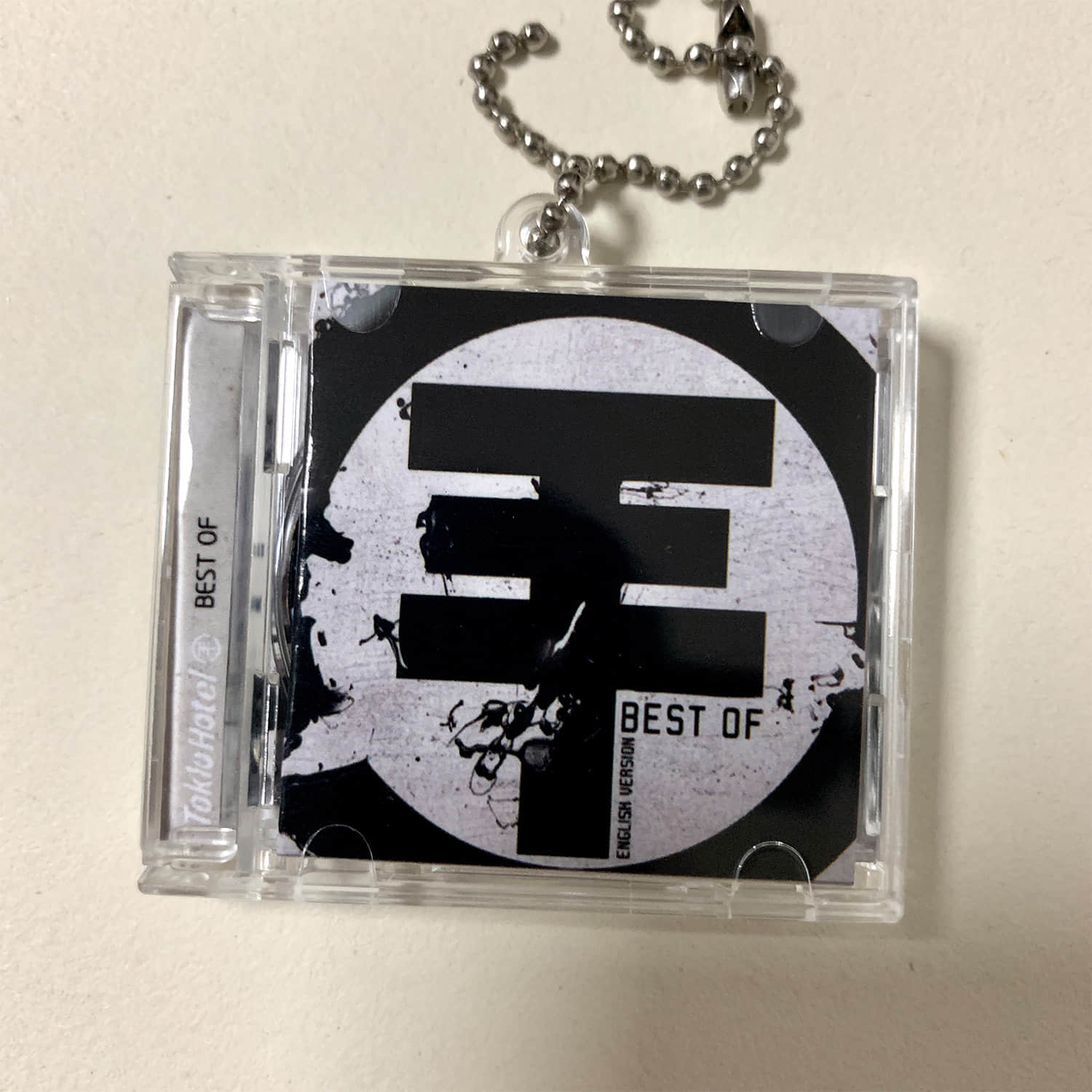 Tokio Hotel Little CD Album Cover Keychains - Scream - Schrei - Schrei - So Laut Du Kannst- Best Of