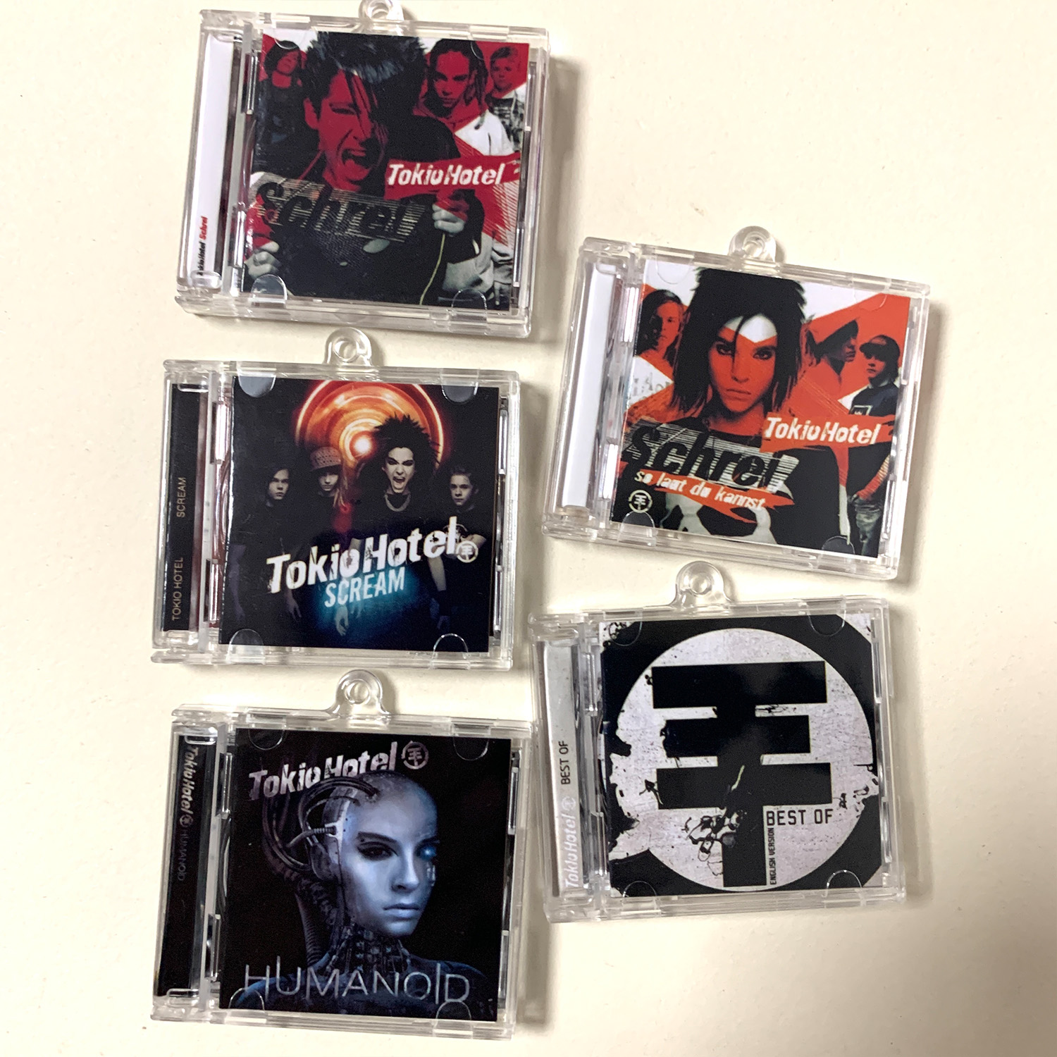 Tokio Hotel Little CD Album Cover Keychains - Scream - Schrei - Schrei - So Laut Du Kannst- Best Of