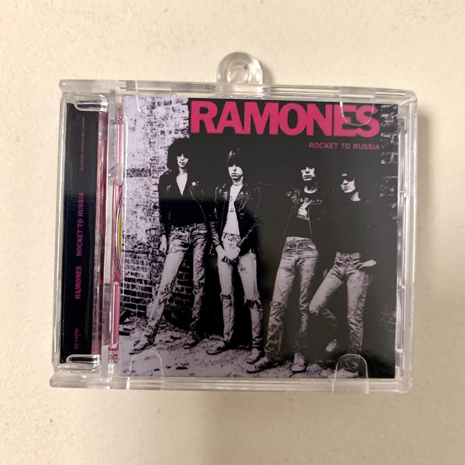 Ramones Little CD Album Cover Keychains – Rocket To Russia
