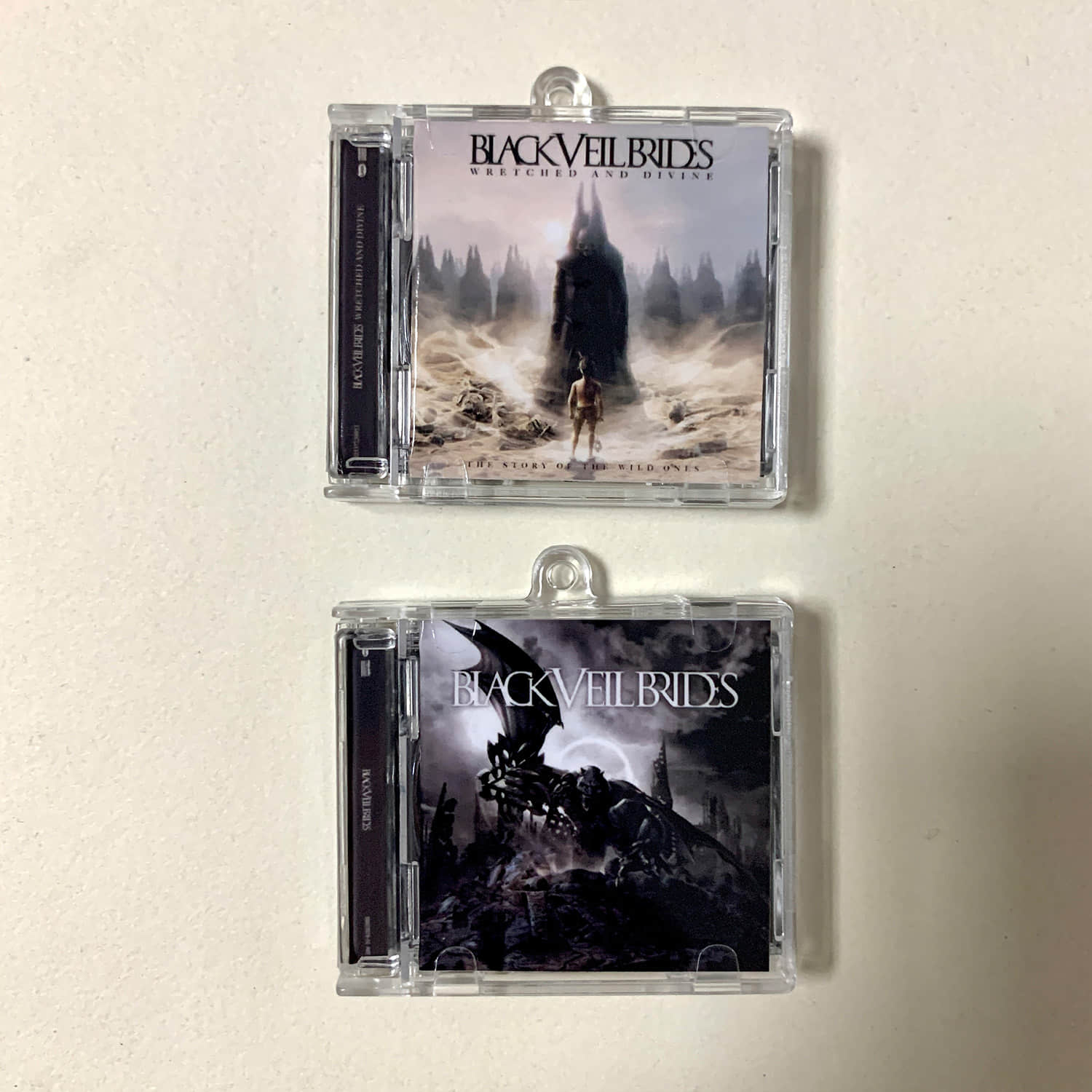 Black Veil Brides Little CD Album Cover Keychains – Wretched And Divine_The Story Of The Wild Ones - Black Veil Brides