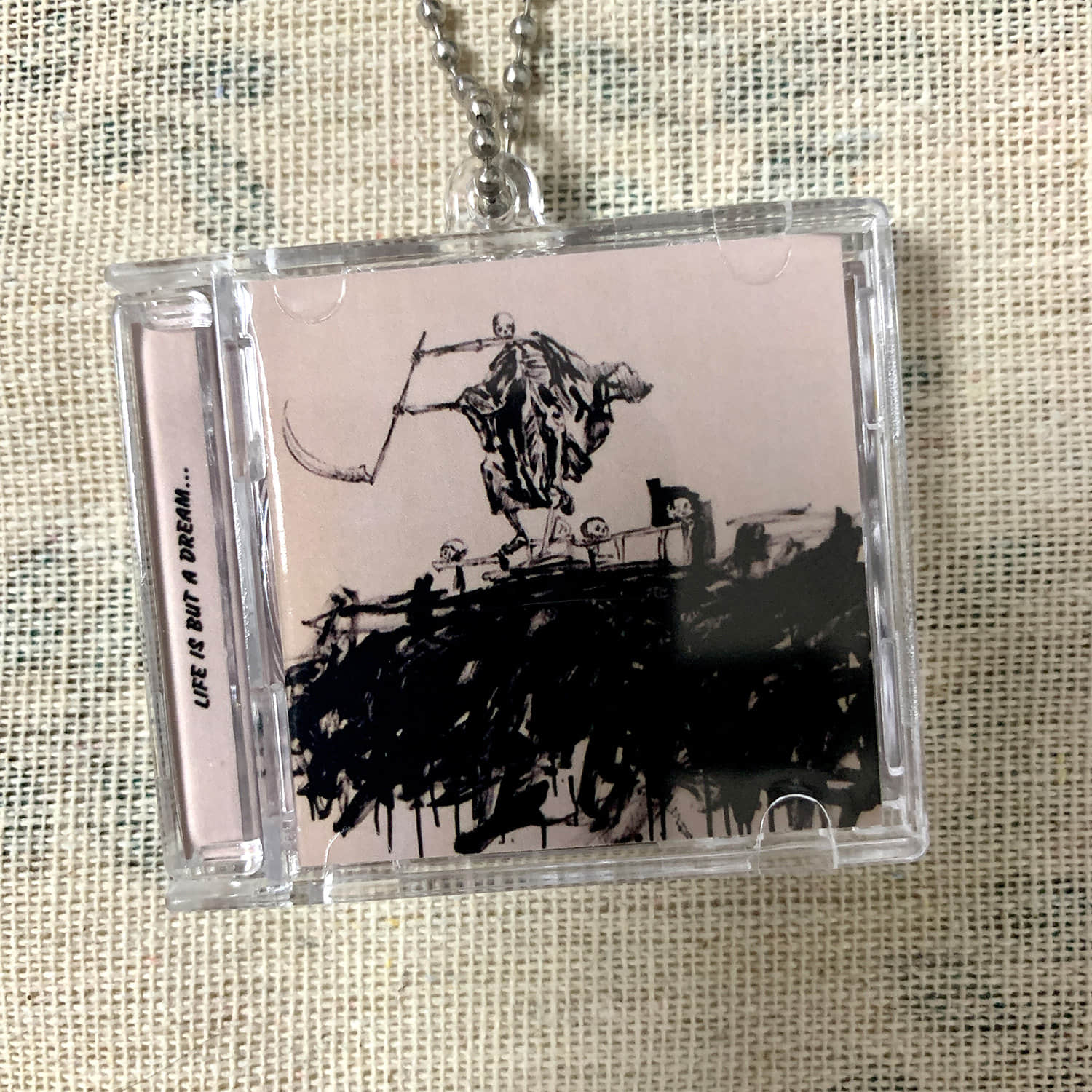 Avenged Sevenfold Little CD Album Cover Keychains - City Of Evil - Life Is But A Dream - Nightmare -  Hail To The King -Waking The Fallen -Avenged Sevenfold