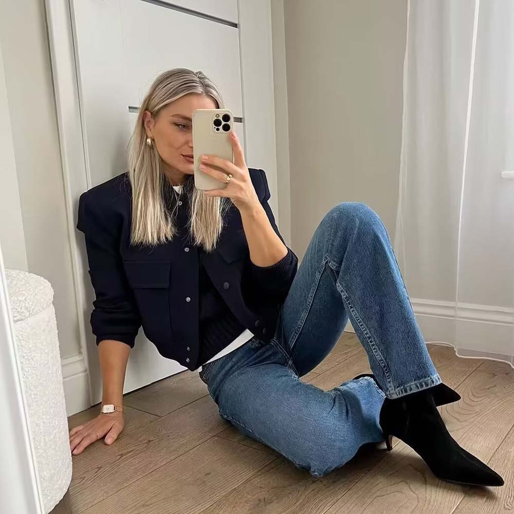 Lodowylabedz Nowa damska krótka kurtka ze stójką i kieszenią na guziki