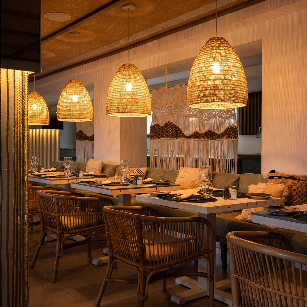 Restaurant Pendant Light Countryside Style Woven Rattan Hanging Lamp for Dining Room