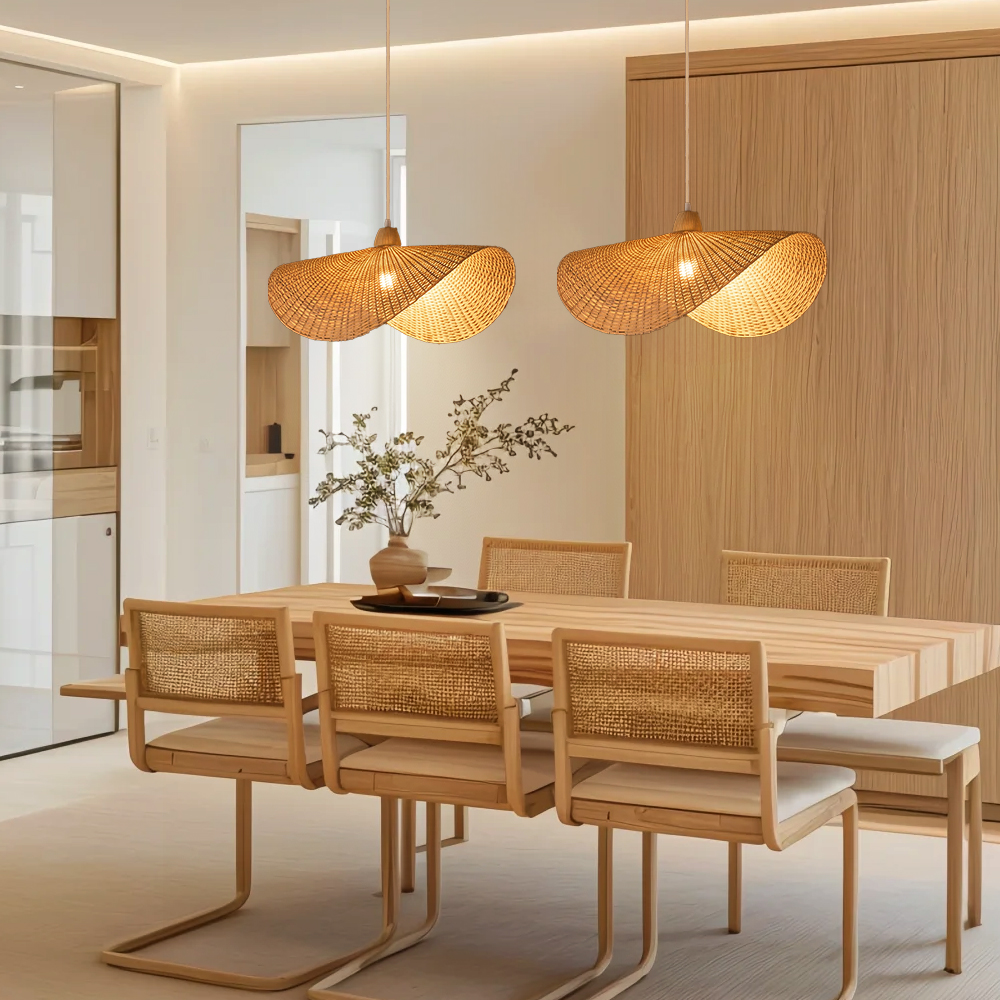 Japanese-style Woven Bamboo Sunhat Pendant Light for Restaurants or Dining Room