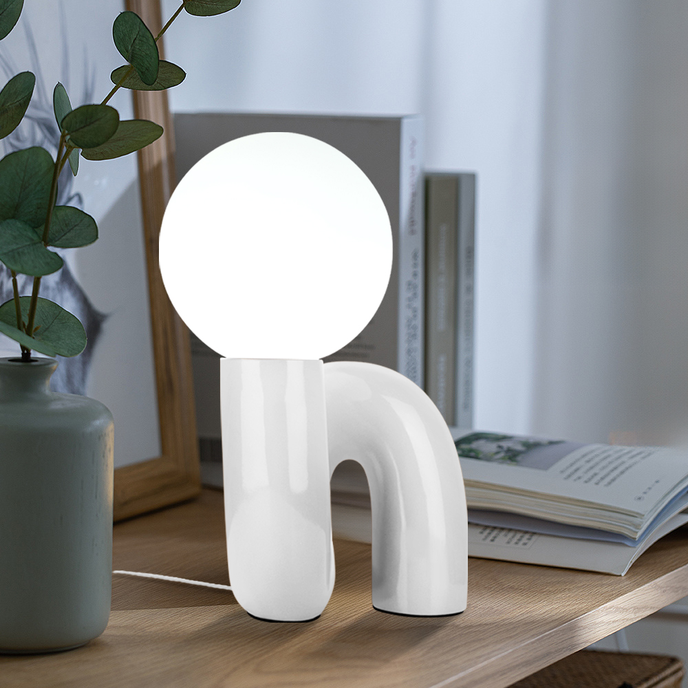 Modern Design White Table Lamp with Resin Base