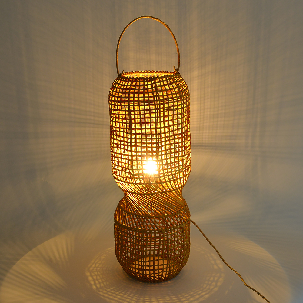 American Retro Rattan Floor Lamp Farmhouse hand-woven standing light for Living Room