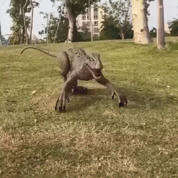 🦖Realistic Walking RC Robot Dinosaur with Spray & Light & Roar