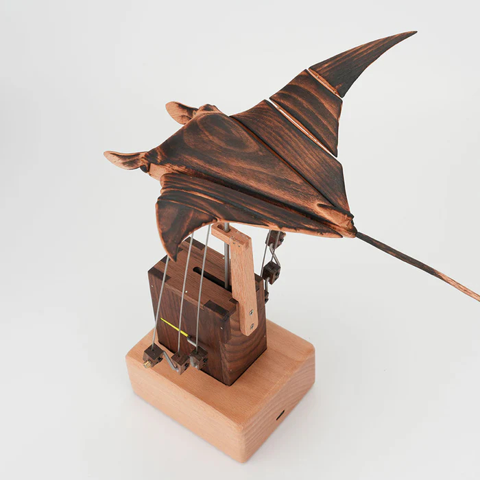 ✨✨Handcrafted Wooden Manta Ray Automaton