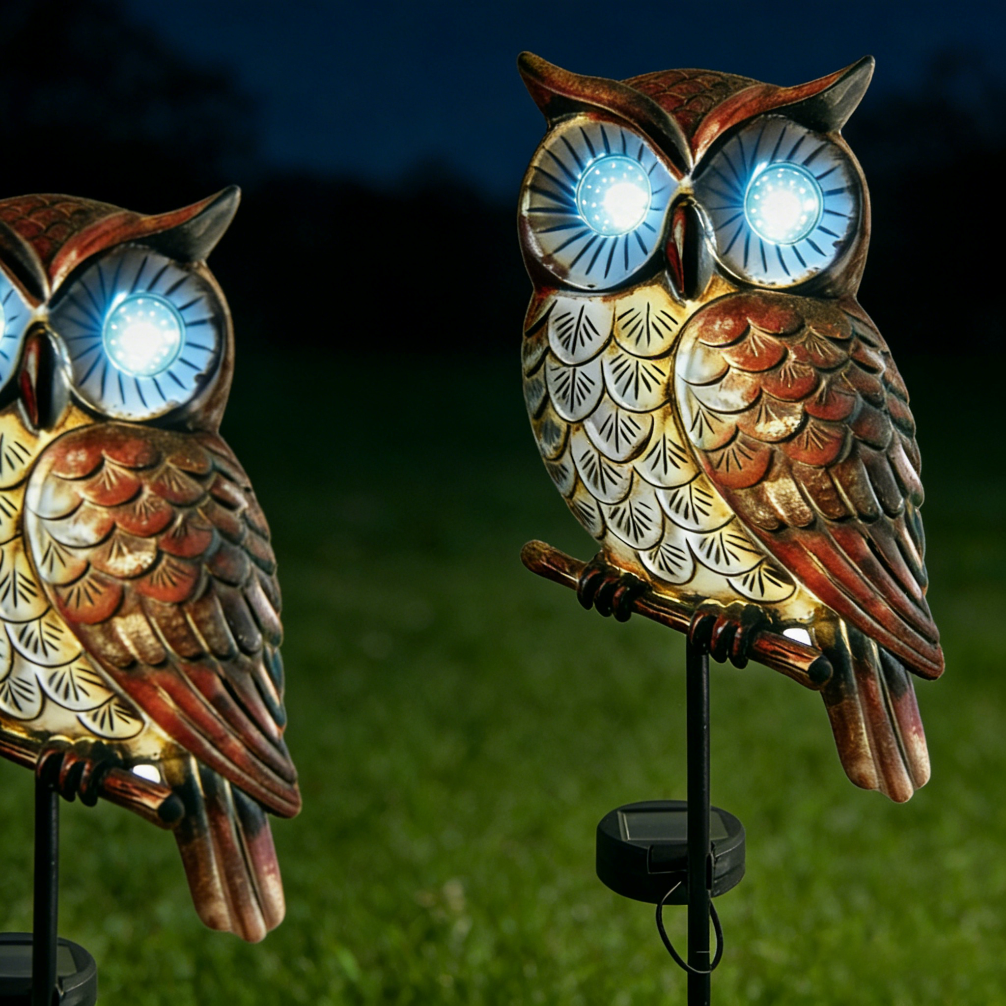 Solar Owl Garden Lights – Charming Outdoor Decor with Glowing Eyes