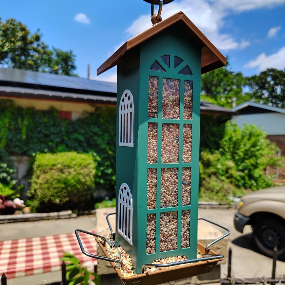 🏡 House-Shaped Bird Feeder – Charming Garden Bird Watching Haven 🐦✨