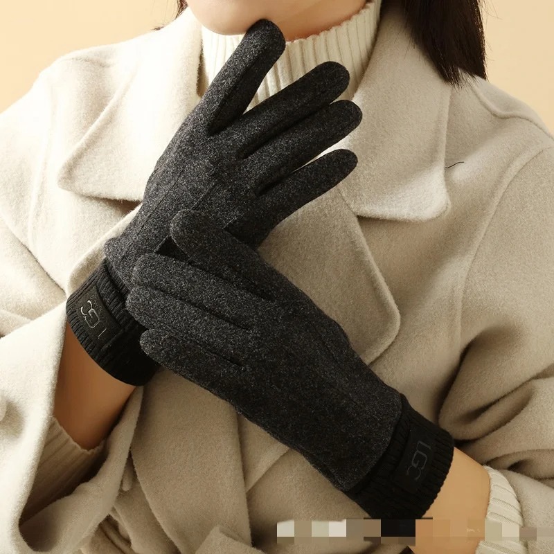 Montclair Cashmere Touchscreen Gloves