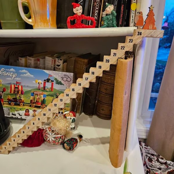 🎅Christmas Sales 49% OFF🎄Funny Santa Stairs Countdown Calendar